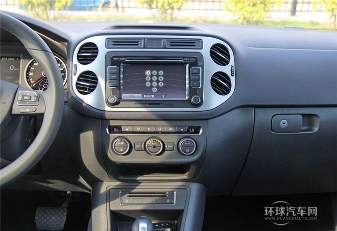 2015款 1.8TSI 手動兩驅限量版