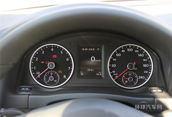 2015款 1.8TSI 手動兩驅限量版