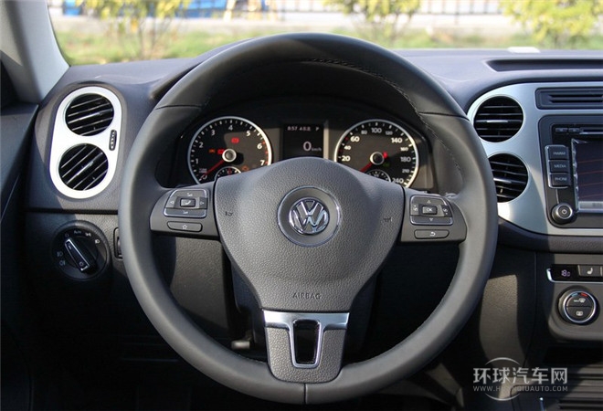 2015款 1.8TSI 手動兩驅限量版