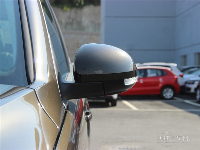 2015款 1.8TSI 手動兩驅限量版