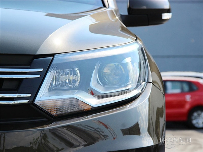 2015款 1.8TSI 手動兩驅限量版