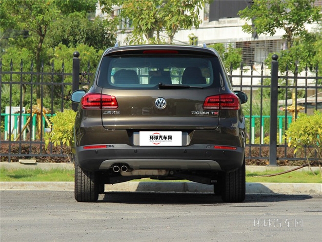 2015款 1.8TSI 手動兩驅限量版