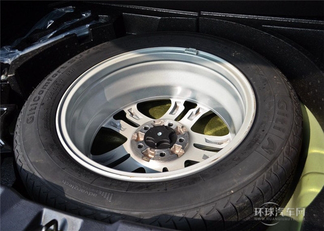 2015款 1.6L 手動智樂型