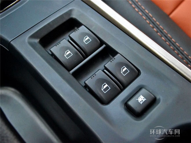 2015款 1.6L 手動智樂型