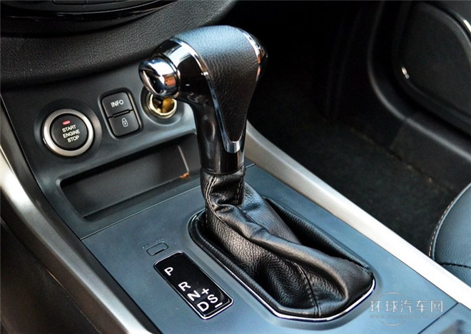 2015款 1.6L 手動智樂型