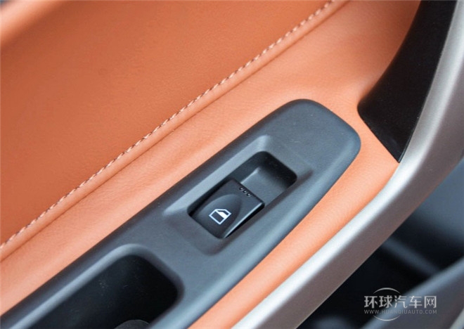 2015款 1.6L 手動智尚型