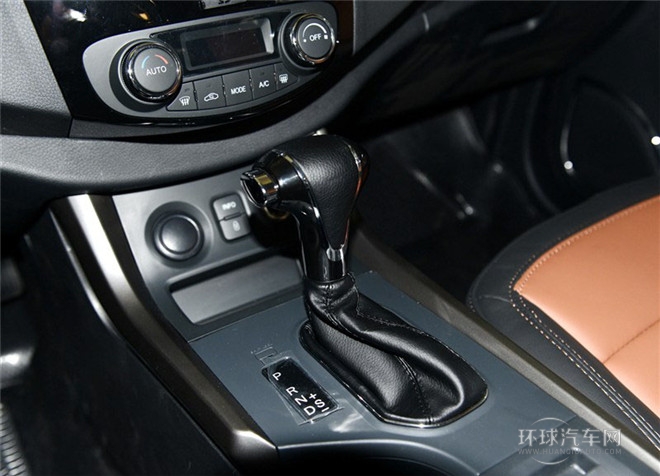 2015款 1.6L 手動智臻型