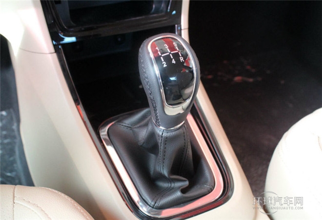 2015款 1.5L 手動風(fēng)尚型