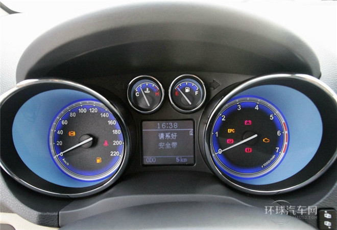 2015款 1.5L 手動趣尚版