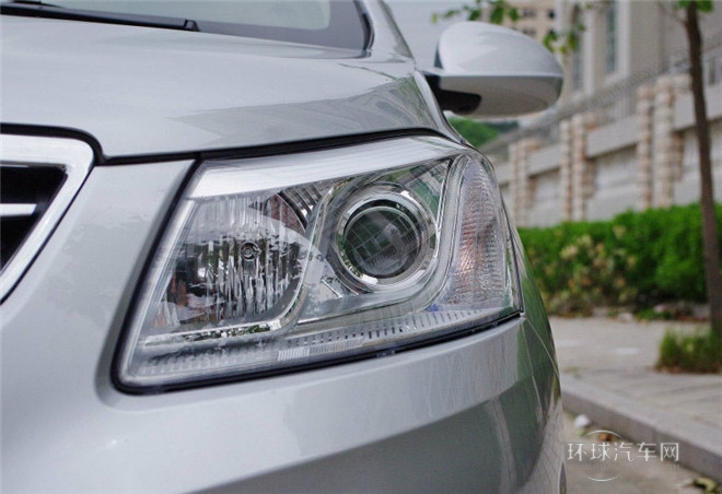 2015款 1.5L 手動(dòng)趣尚版