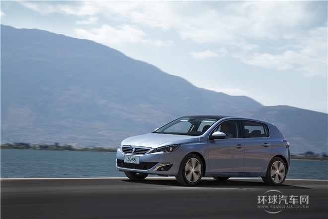 東風(fēng)標(biāo)致308S美圖