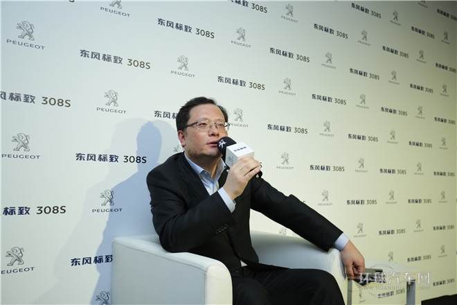 東風(fēng)標(biāo)致308S美圖
