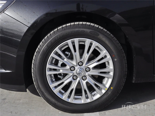 2015款 15N 手動進取型