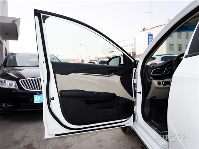 2015款 15N 手動精英型