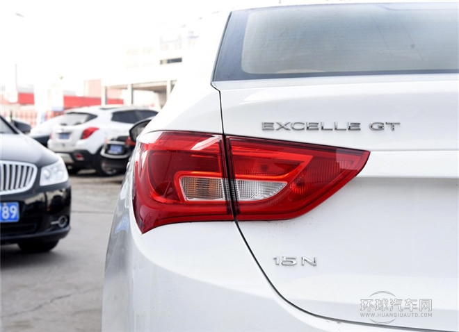 2015款 15N 手動精英型