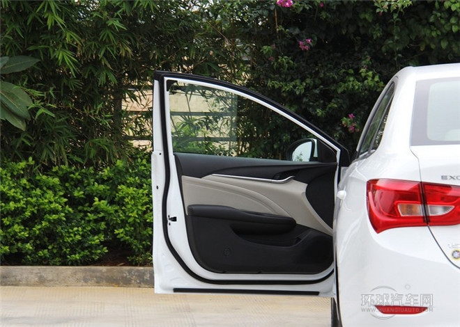 2015款 15N 自動進取型