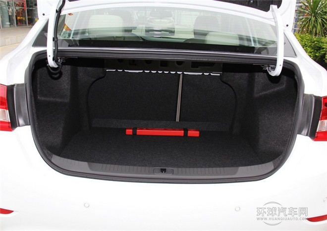 2015款 15N 自動進取型