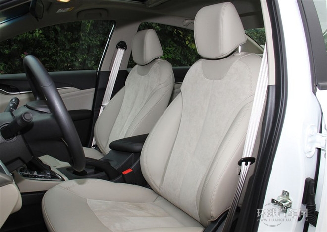 2015款 15N 自動進取型