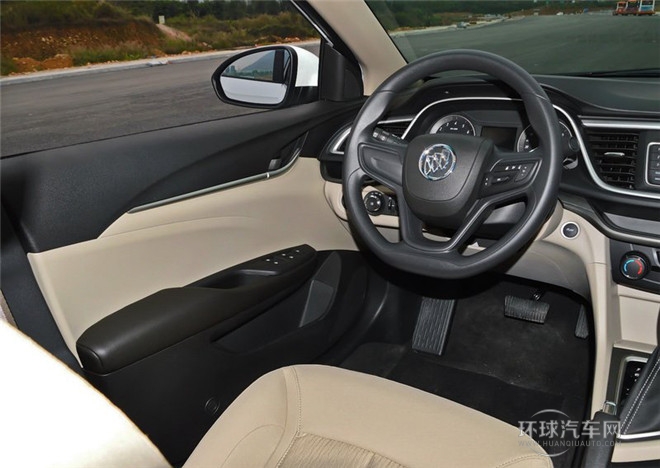 2015款 15N 自動精英型