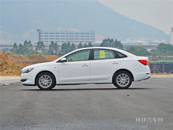 2015款 15N 自動精英型