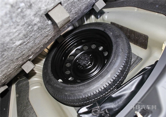 2015款 1.6T 手動風尚型