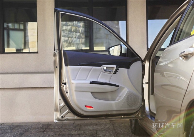 2015款 1.6T 手動風尚型