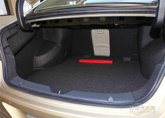 2015款 1.6T 手動風尚型