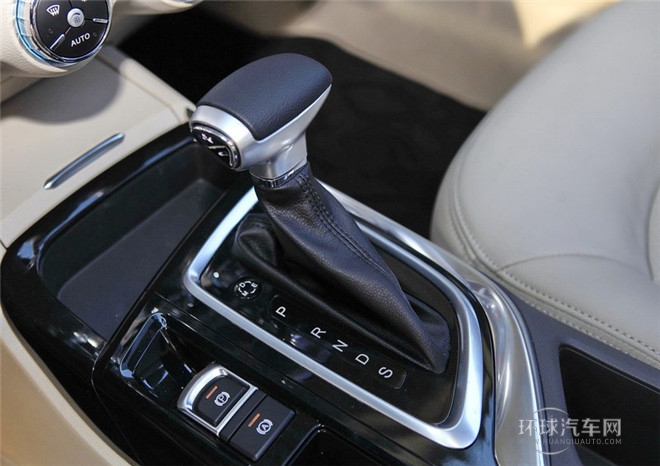 2015款 1.6T 手動(dòng)風(fēng)尚型