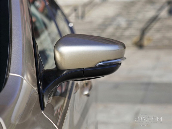 2015款 1.6T 手動風尚型