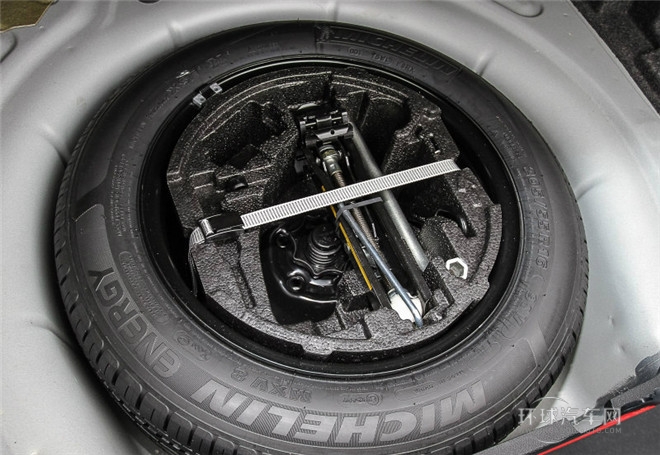 2015款 1.8TSI 手動紳仕版