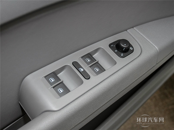 2015款 1.8TSI 手動紳仕版