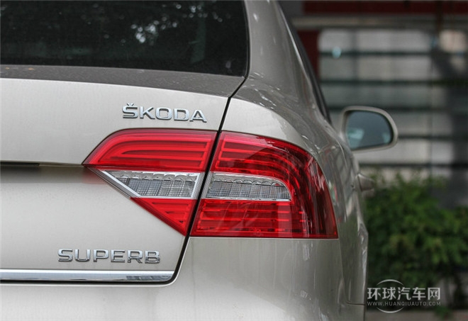 2015款 1.8TSI 手動紳仕版