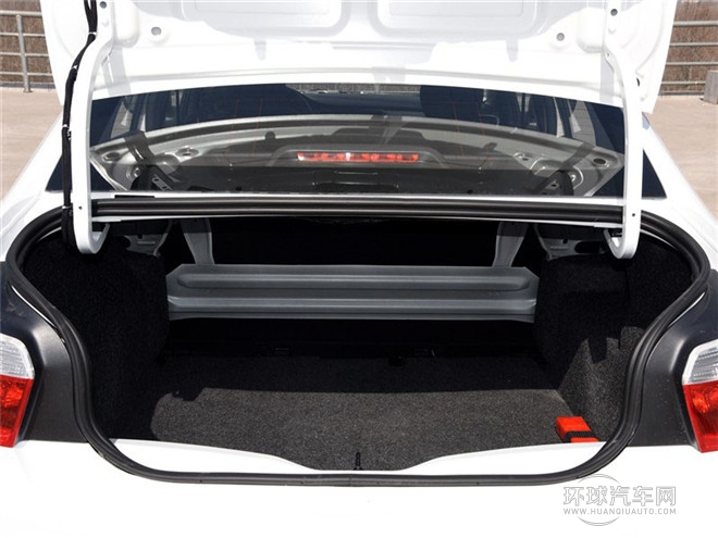 2015款 質(zhì)尚版 1.6L 自動(dòng)時(shí)尚型