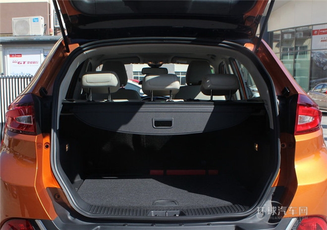 2015款 2.0TGI TST豪華版