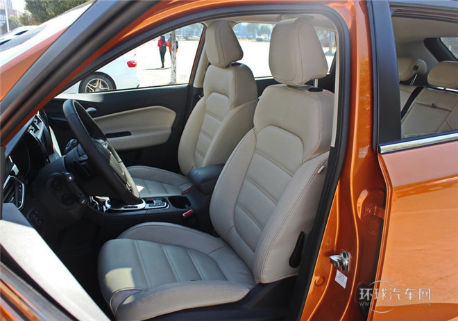 2015款 2.0TGI TST豪華版