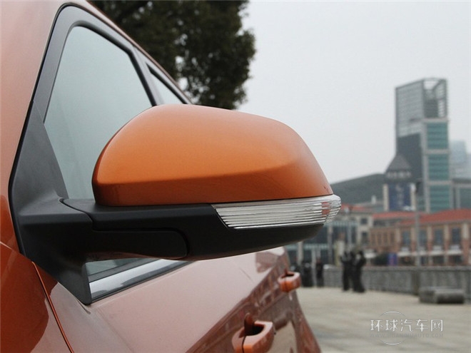 2015款 2.0TGI TST豪華版