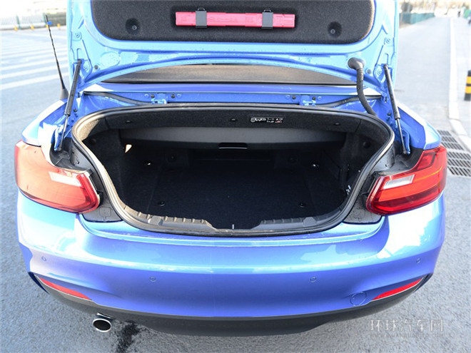 2015款 220i 敞篷轎跑車 領先型