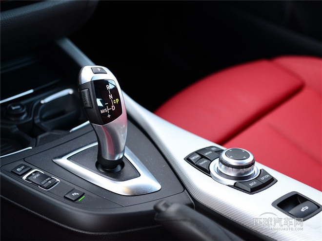 2015款 220i 敞篷轎跑車 M運(yùn)動(dòng)型