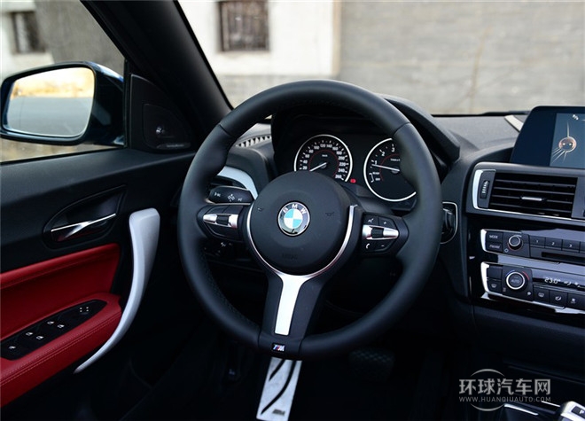 2015款 220i 敞篷轎跑車 M運動型