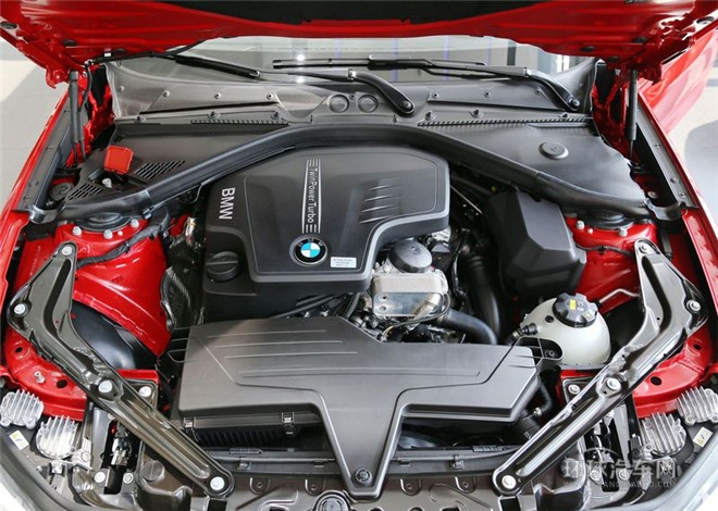 2015款 218i 敞篷轎跑車