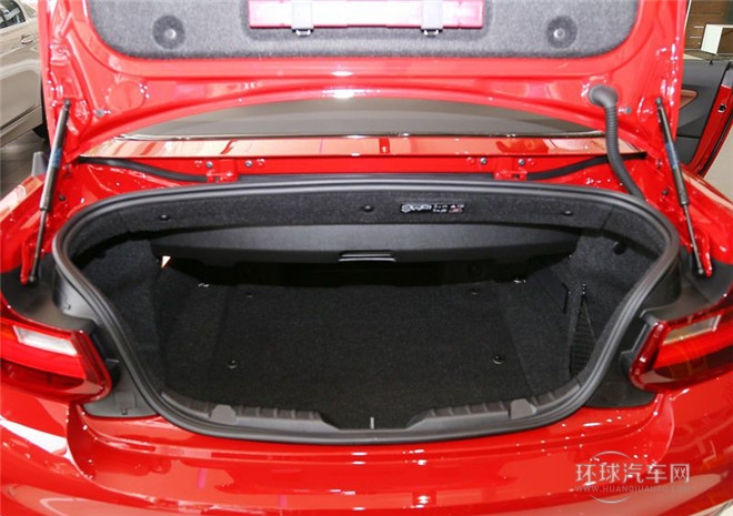 2015款 218i 敞篷轎跑車