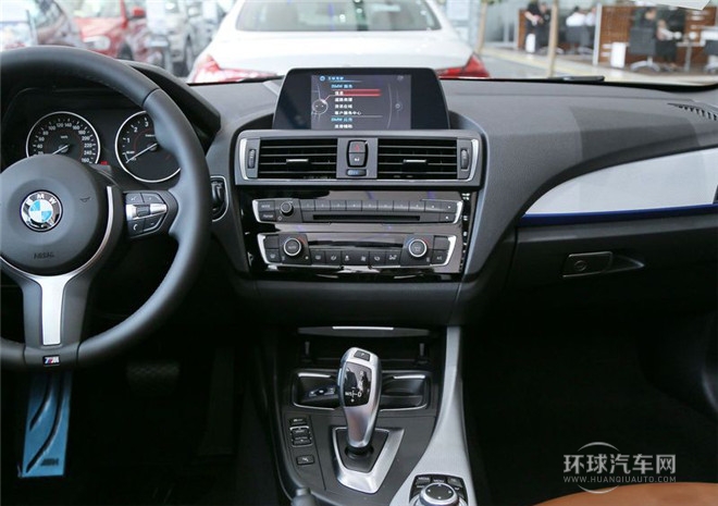 2015款 218i 敞篷轎跑車