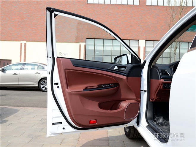 2015款 1.5L 手動豪華型