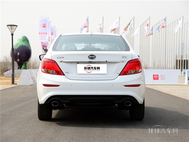 2015款 1.5L 手動(dòng)豪華型