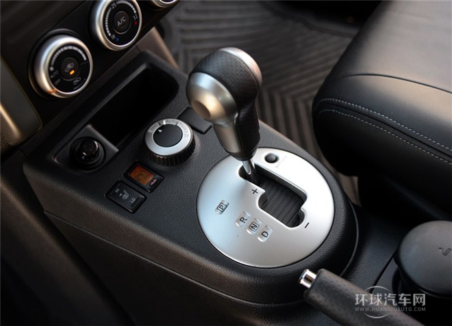 2015款 2.0L CVT四驅卓越版