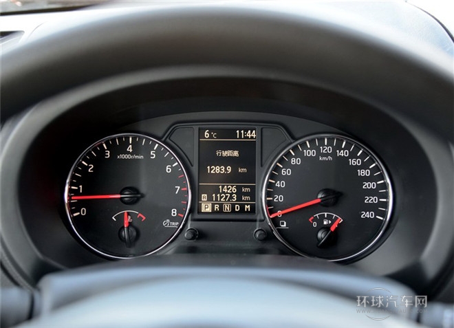 2015款 2.0L CVT四驅卓越版