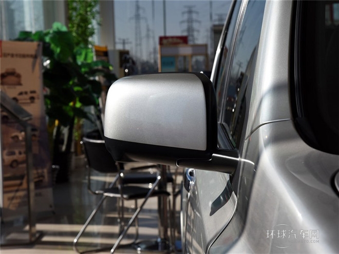 2015款 2.0L CVT四驅卓越版