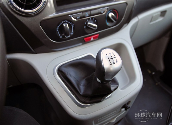 2015款 1.6L 豪華型