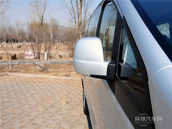 2015款 1.6L 豪華型