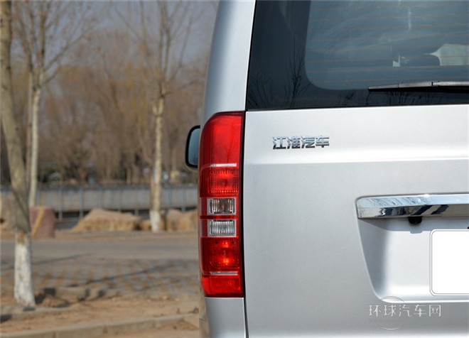 2015款 1.6L 豪華智能型